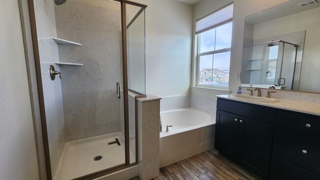 Building Photo - Spacious Two Story Home in Spanish Springs