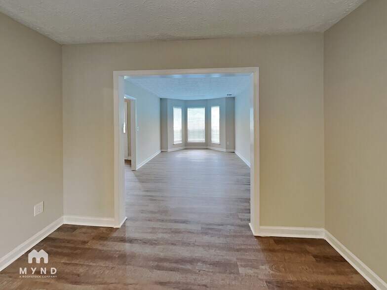 Building Photo - 110 Hodge Dr