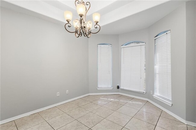 Building Photo - 21 S 25th St