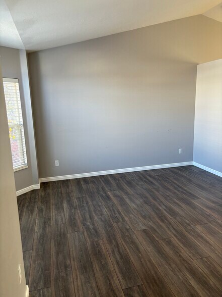 Front Room - 474 S 1300 E