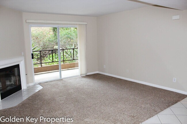 Building Photo - 2BR/2BATH Ground level Condo in La Costa Alta. 1 Car Garage! Community pool! Water/trash Included!