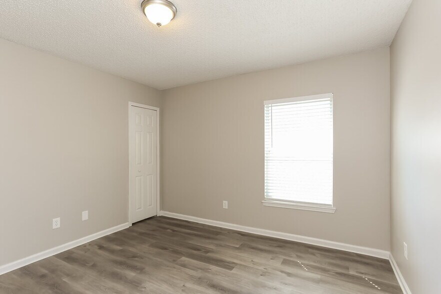 Building Photo - 3272 Net Ct