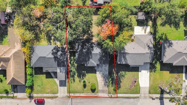 Building Photo - 3926 Florinda St