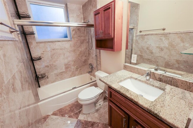 Building Photo - 2209 Belchery Ct Dr