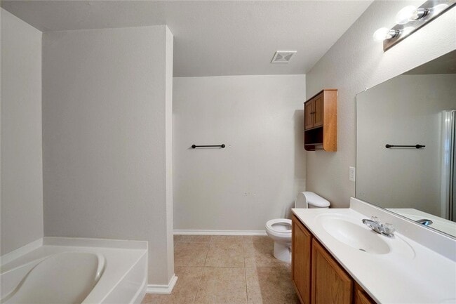 Building Photo - 716 Preston Dr