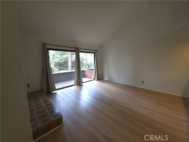 Building Photo - 300 S Prospectors Rd