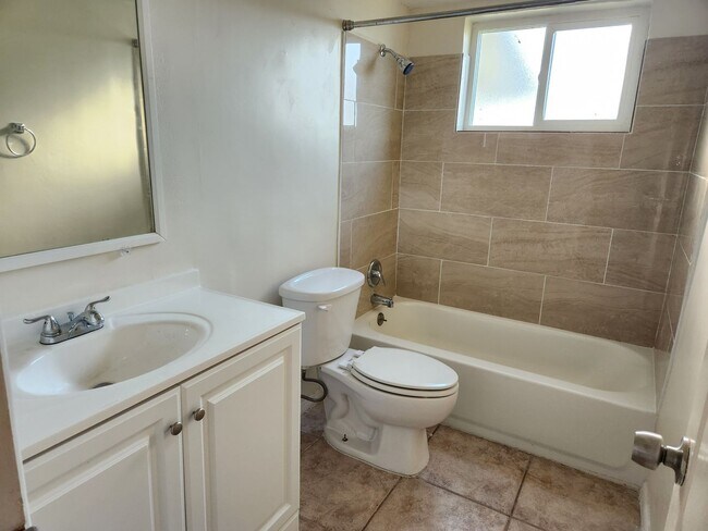 Building Photo - HUD available - Beautiful 3/1 1042 sq ft h...