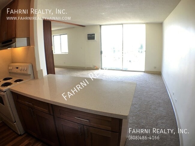 Building Photo - 98-1038 Moanalua 1404-