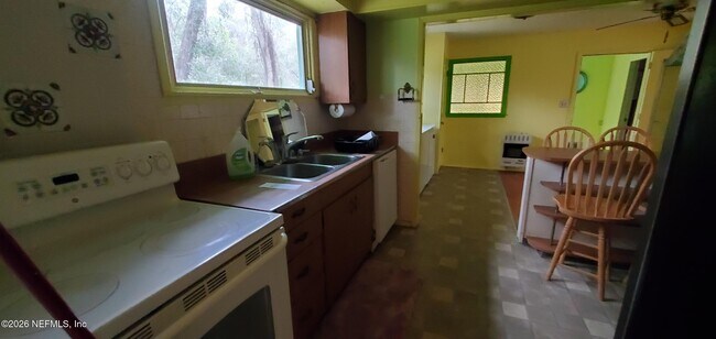 Building Photo - 101 Myers Ln