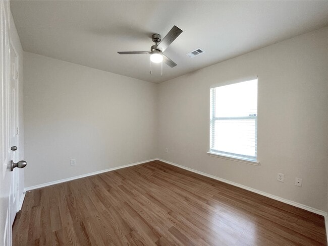 Building Photo - 9030 Canton Park Ln