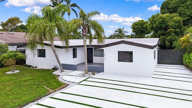 Primary Photo - 2413 Gulfstream Ln