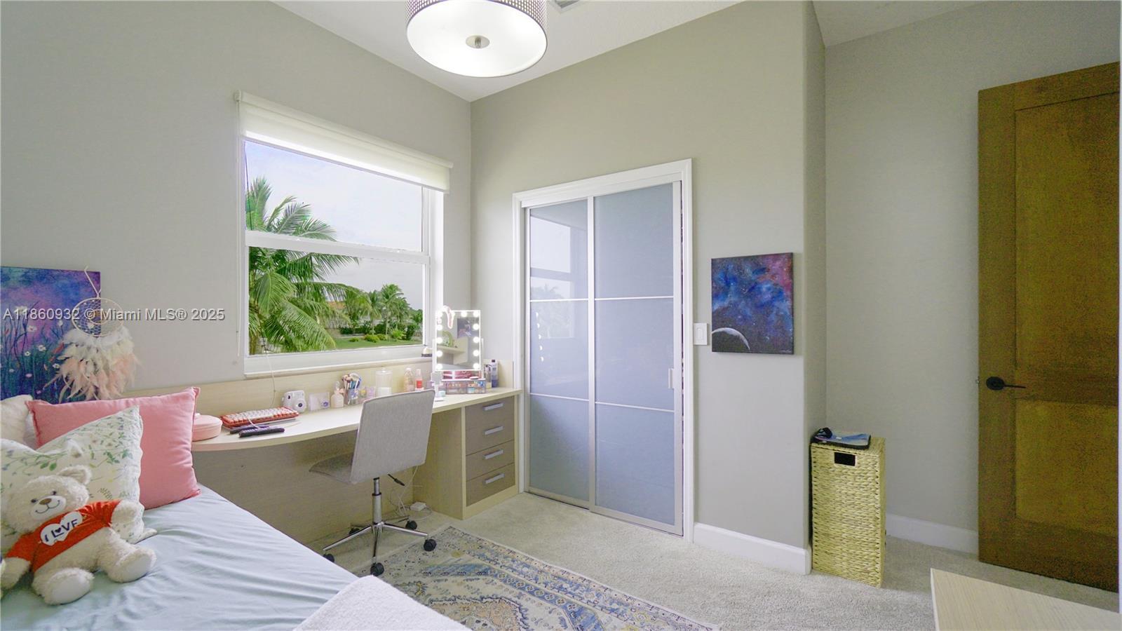 Building Photo - 7031 NW 113th Ct