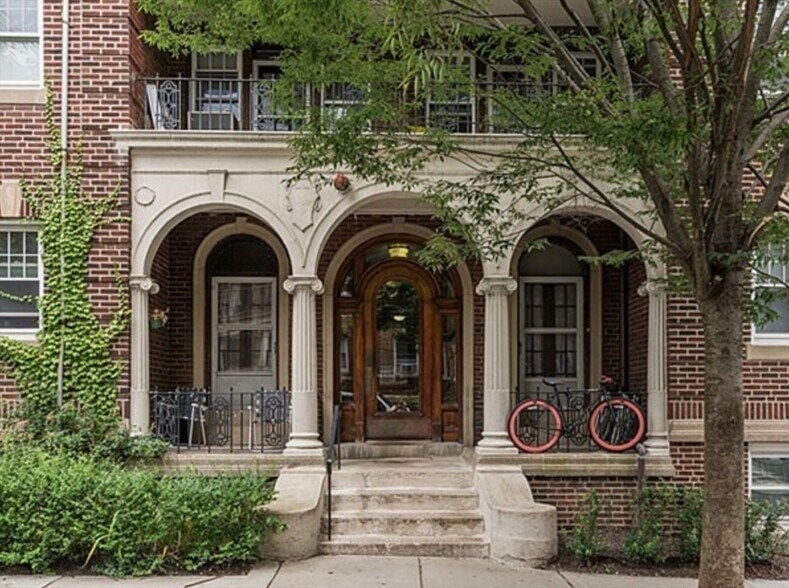 Primary Photo - 10 Melvin Ave