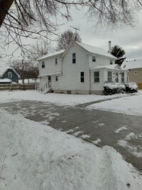 Building Photo - 66 Sea View Ave