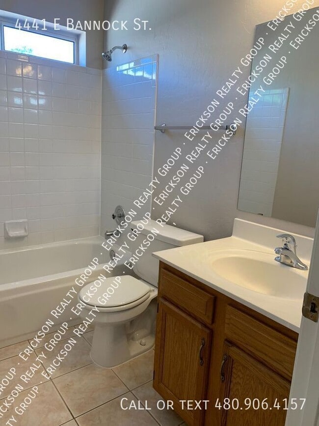 Building Photo - 4441 E Bannock St