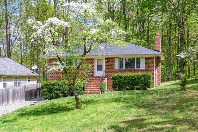 Primary Photo - 36 Ferndale Drive