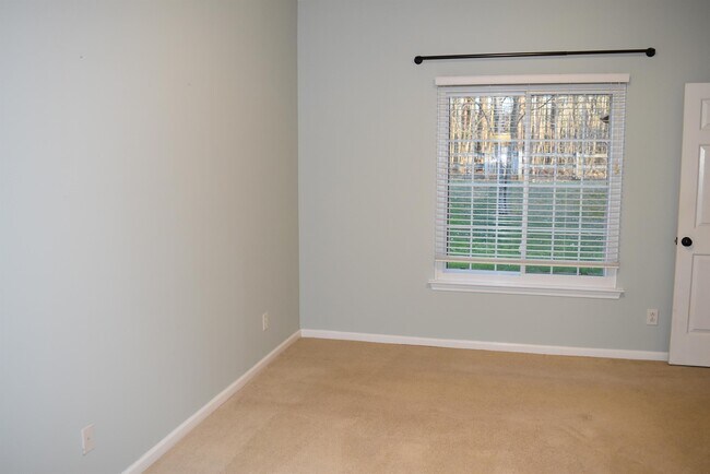 Building Photo - 6832 Brancusi Ct