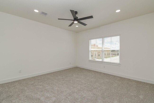 Building Photo - 16571 Oasis Glade Dr