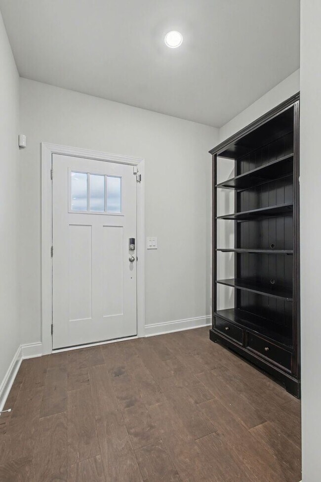 Building Photo - 3 BED 2.5 BATH TOWNHOME ON THE WEST SIDE OF LEBANON!