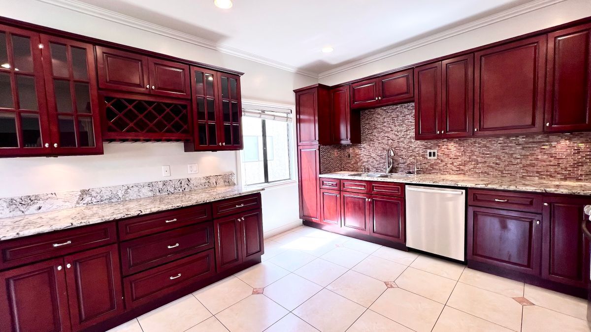 Building Photo - 15061 Sherman Way