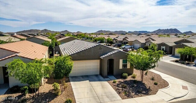 Building Photo - 4269 W Coneflower Ln