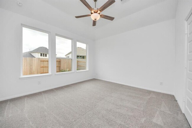 Building Photo - 7314 Blue Gentiana Ln