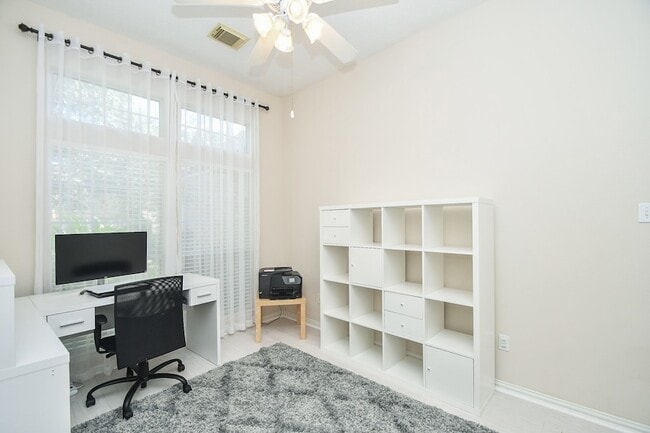 Building Photo - 7835 Stone Oak Ct