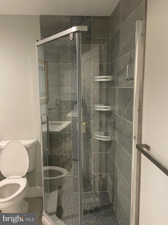 Building Photo - 3901 Richmond St