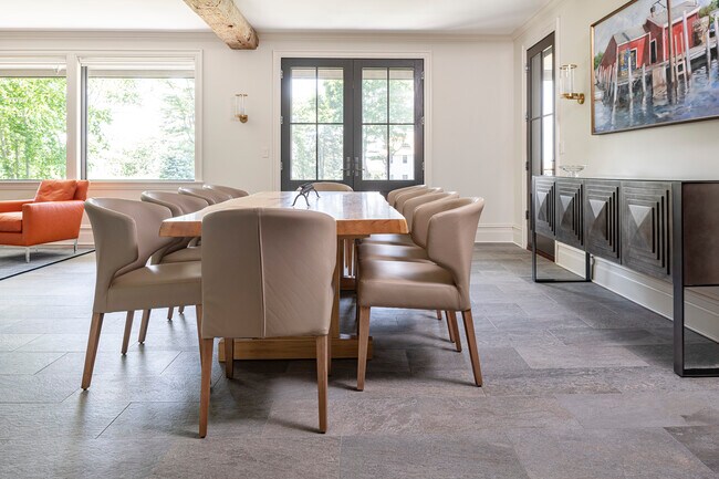 Building Photo - 9 Arlington Ave