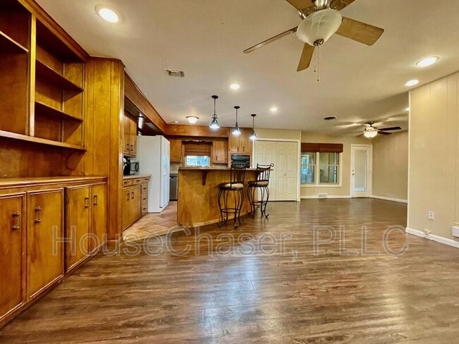 Building Photo - 4816 15th St