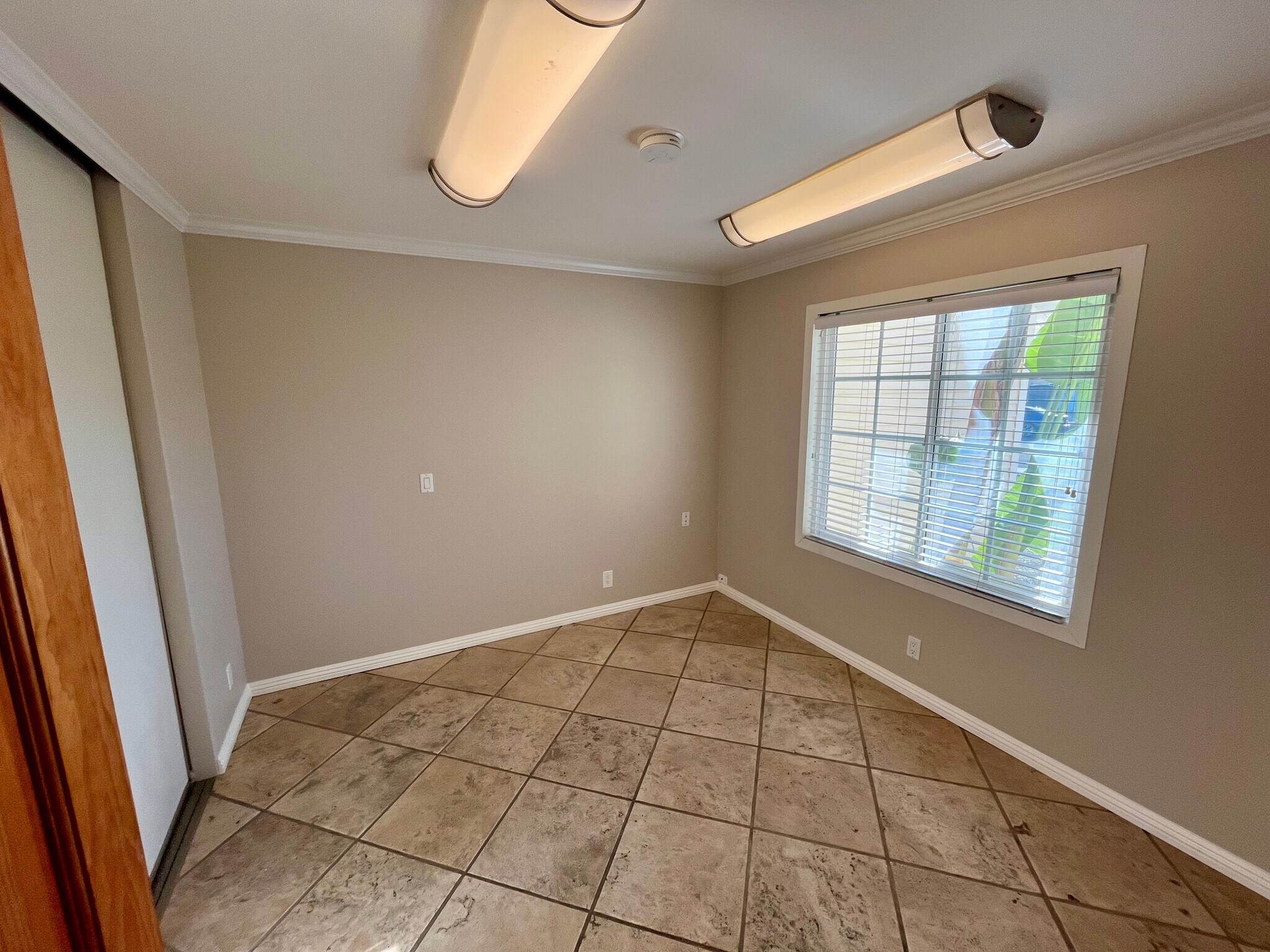 Building Photo - 1594 Boulder Creek Rd