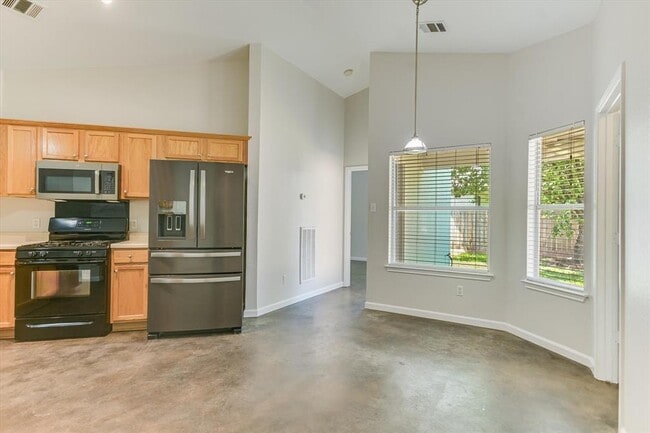 Building Photo - 11518 James B Connolly Ln