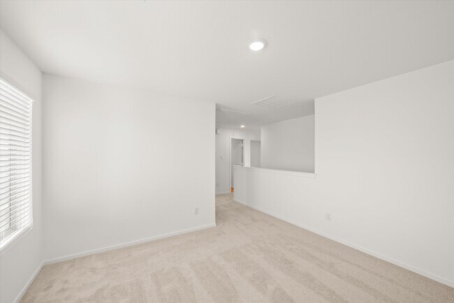 Building Photo - 1522 Windrose Bnd