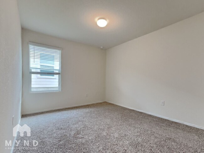Building Photo - 14926 Talus Rd