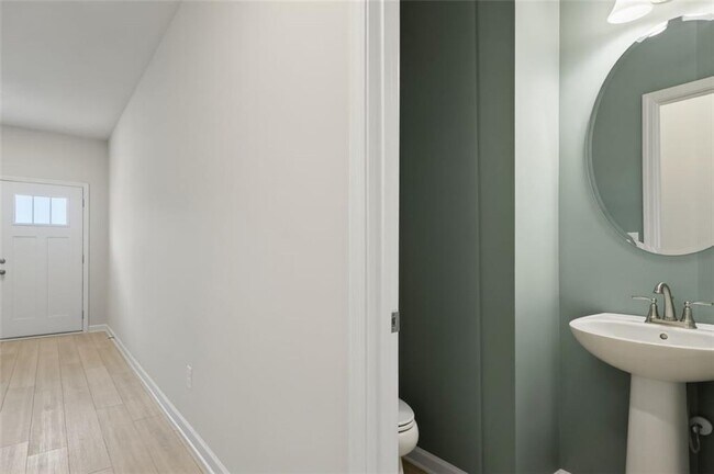 Building Photo - 208 Filer Dr