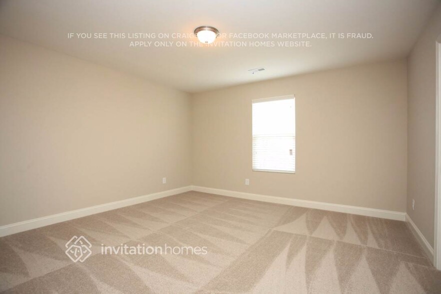 Building Photo - 141 Farmers Folly Dr