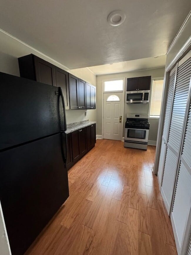 Building Photo - 239 K St NE