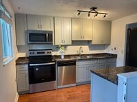 Building Photo - 1770 Minturn Dr