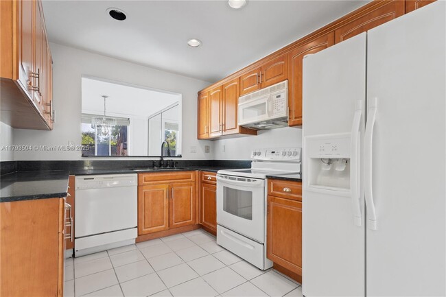 Building Photo - 10208 NW 51st Terrace
