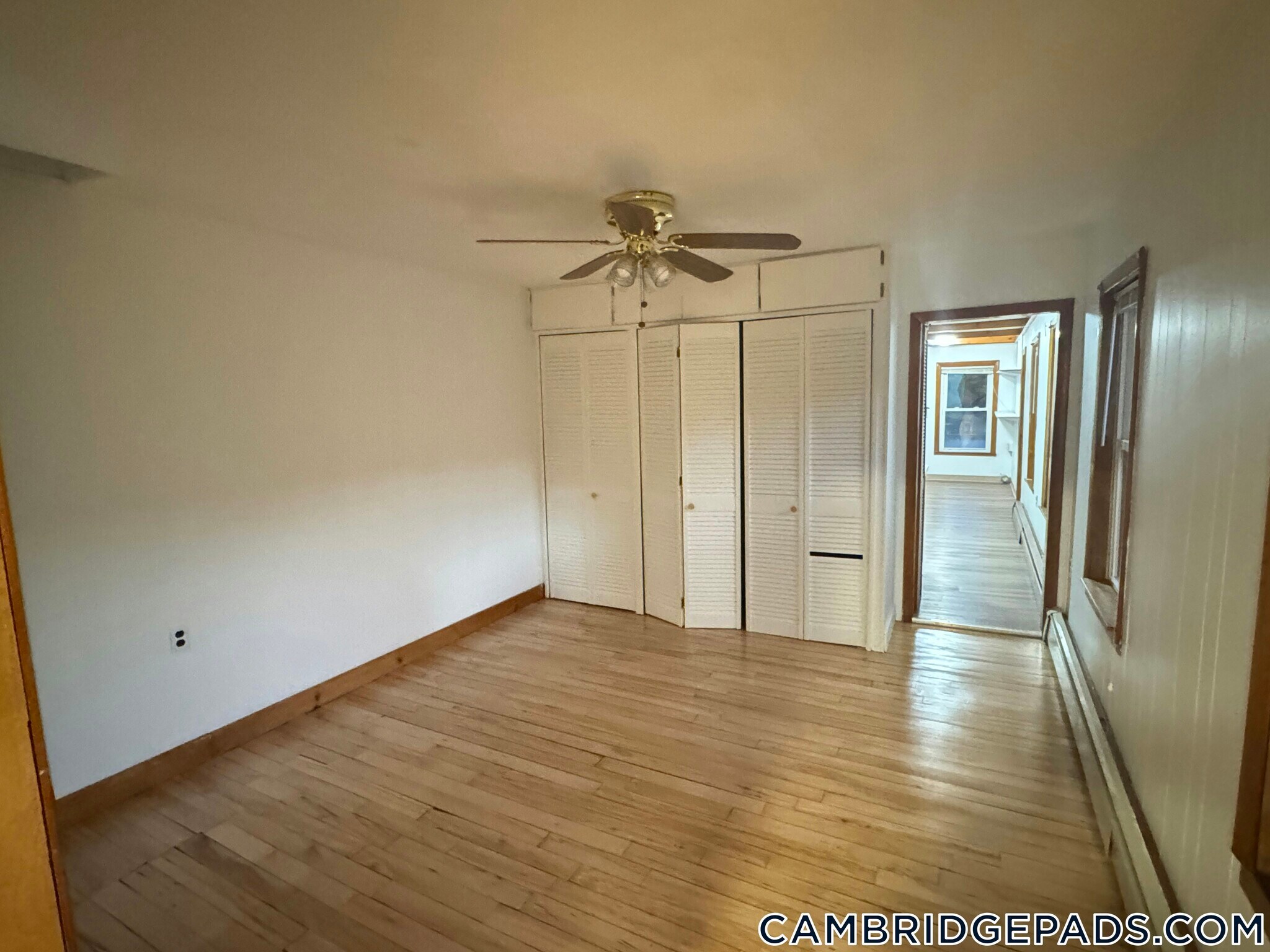 Building Photo - 114 Thorndike St