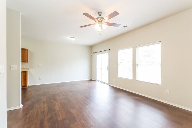 Building Photo - 9606 Hollyburgh Ter