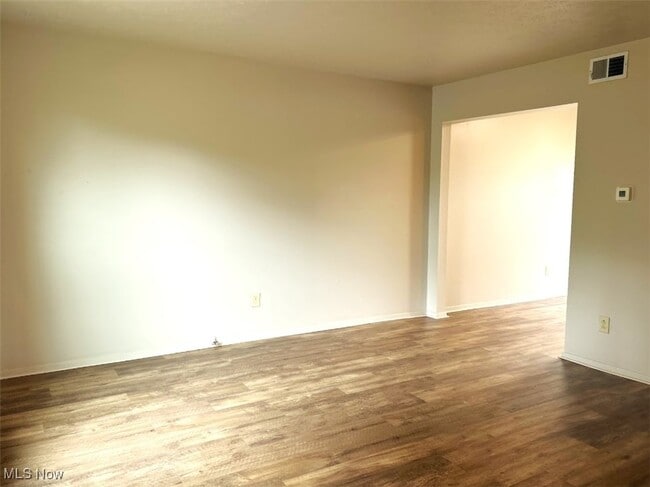 Building Photo - 430 Canton Rd