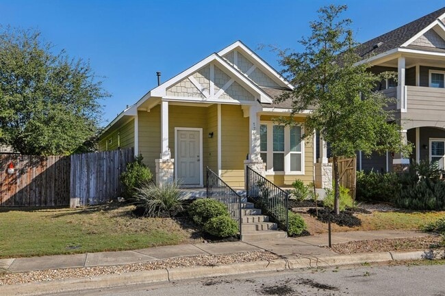 Building Photo - 174 Friendship Oak Dr