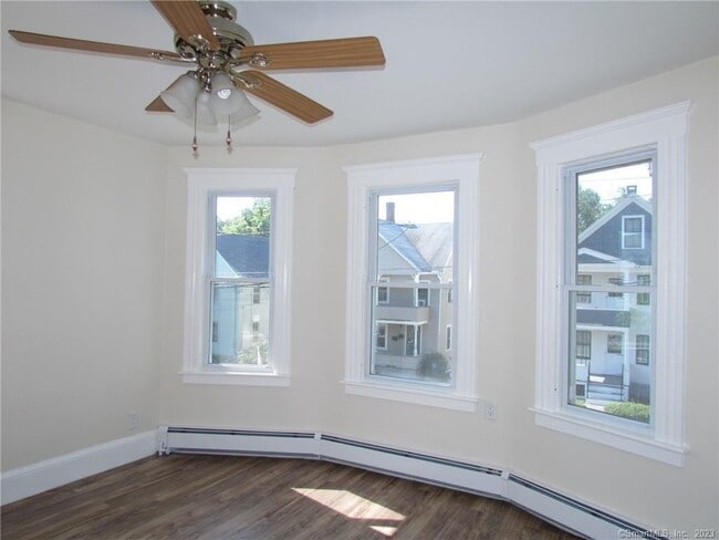 Building Photo - 110 Culvert St