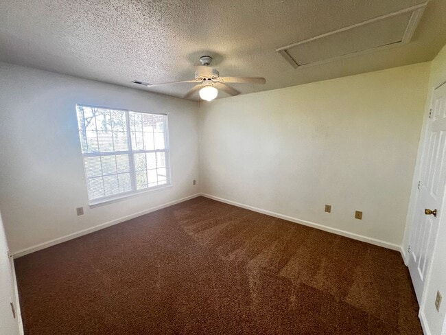 Building Photo - Now Available, Two Bedroom Condo at Club Villas in Little River. Community Pool!