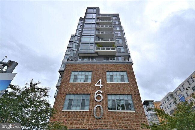 Building Photo - 460 New York Ave NW