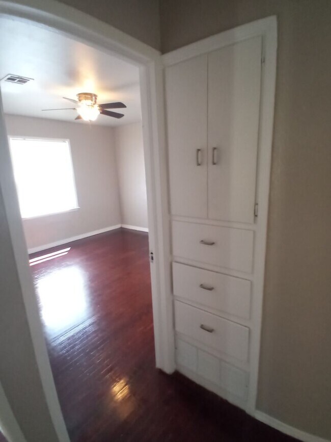 Building Photo - 1817 Breckenridge Dr