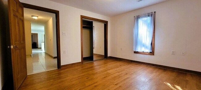 Building Photo - Remodeled secluded wooded oasis off of Qualla Road with handicap access