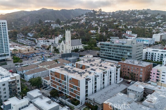 Building Photo - 6735 Yucca St