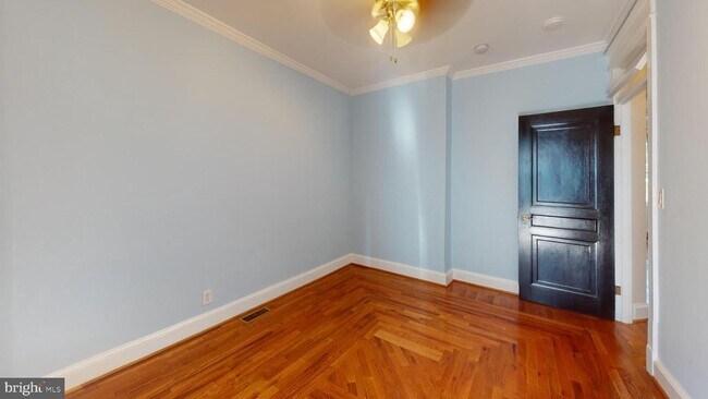 Building Photo - 5506 4th St NW